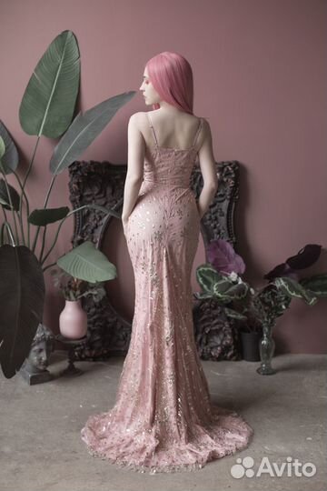 Вечернее платье в пол розовое