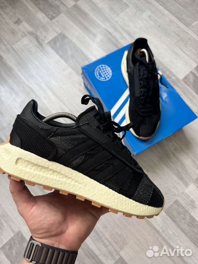 Кроссовки adidas retropy e5