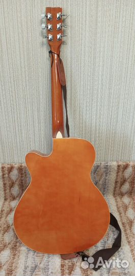 Гитара в комплекте