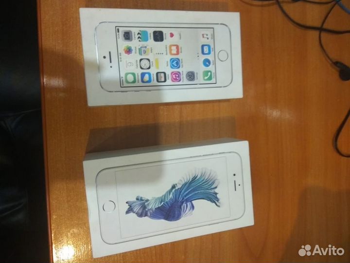 Коробка от телефона IPone 5S и IPone 6S