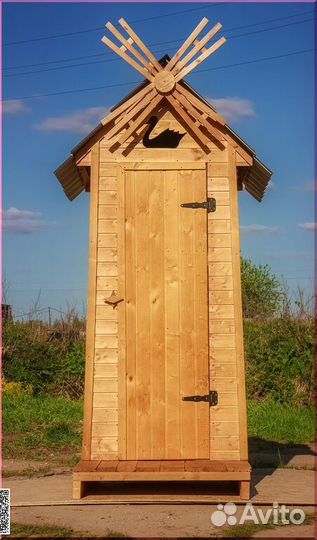 Уличный туалет деревянный HME558