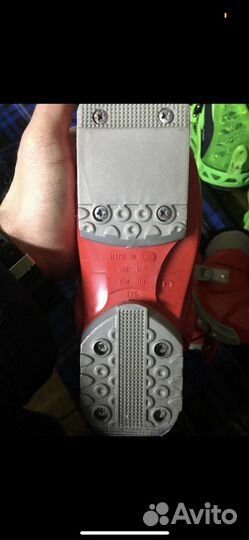 Лыжные ботинки