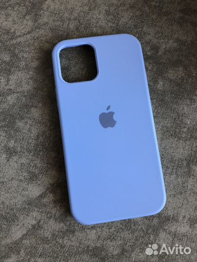 Чехол на iPhone 12