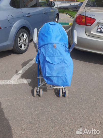 Прогулочная коляска трость