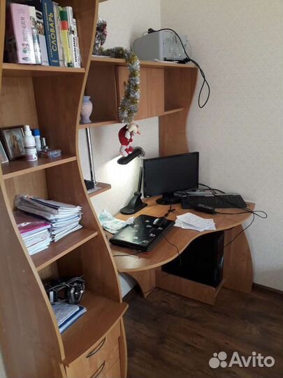 Компьютерный стол