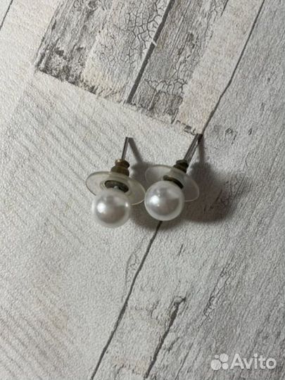 Набор бижутерных украшений с имитацией жемчуга