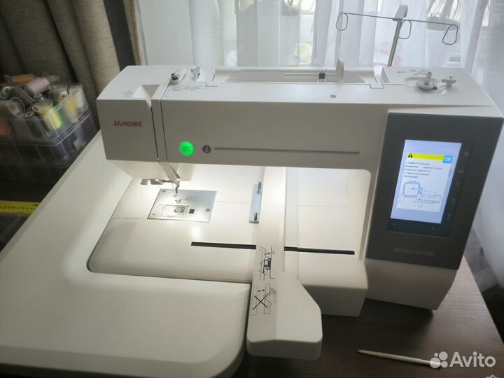 Швейная машина Janome memory Craft 550E