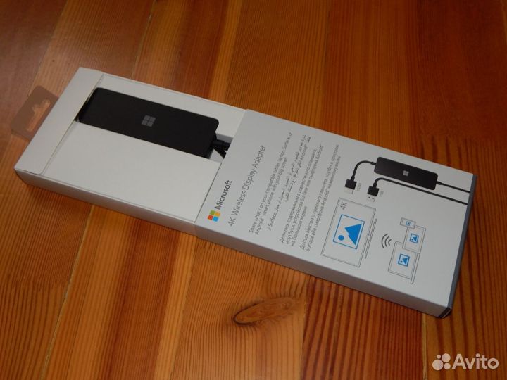 Microsoft Wireless 4K Display Adapter UTH-00025