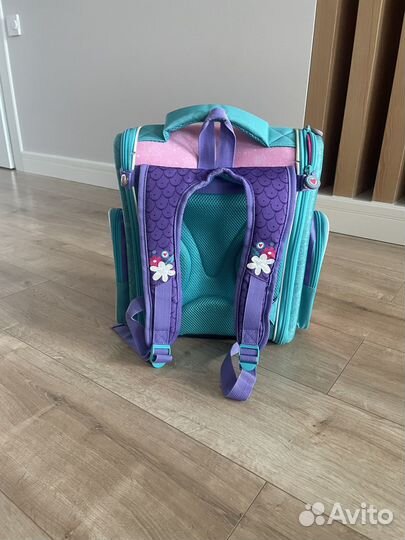 Портфель школьный для девочки