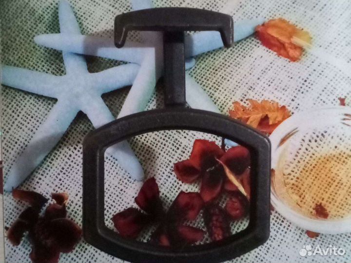 Вешалка крючок