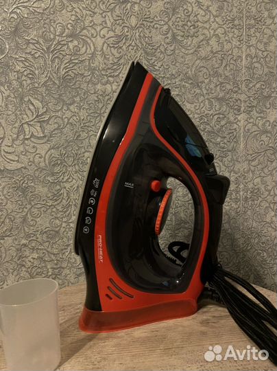 Новый утюг паровой