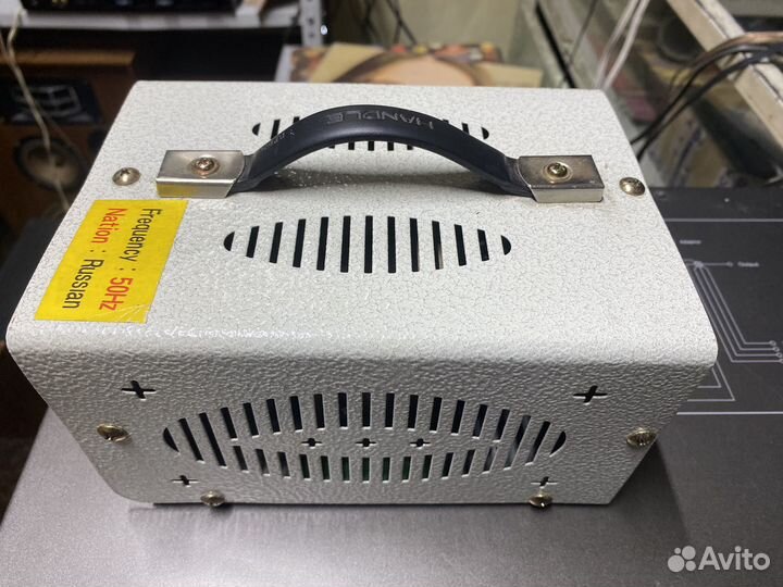 Понижающий трансформатор(Корея) 220 на 100 вольт