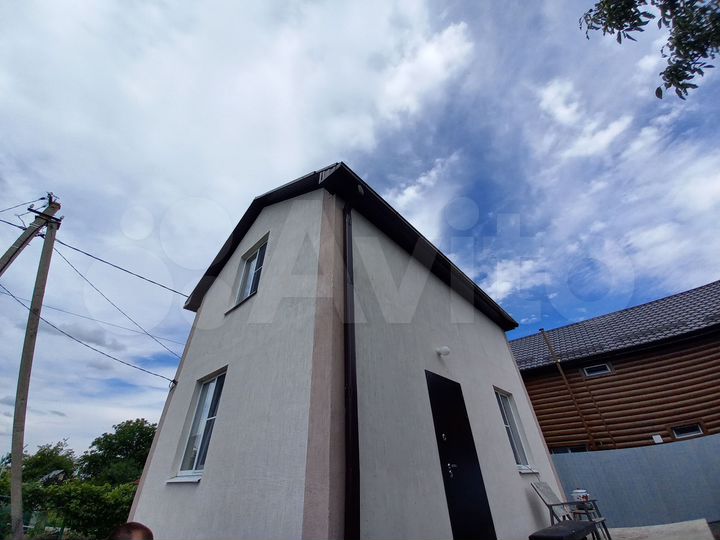 Дом 53 м² на участке 7,7 сот.