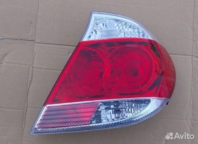 Фонарь задний правый в крыло Toyota Camry ACV30