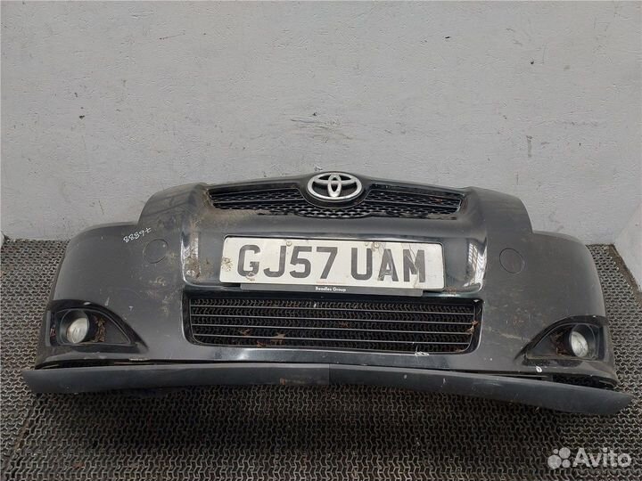 Бампер Toyota Auris E15, 2007