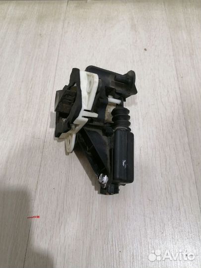 Замок багажника renault symbol