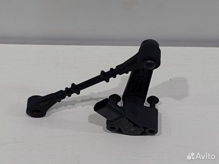 Датчик положения подвески Land Rover Range Rover