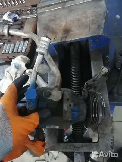 Компрессор кондиционера subaru