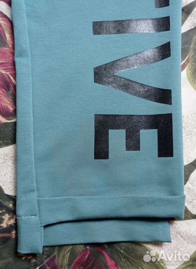 Спортивный костюм женский новый