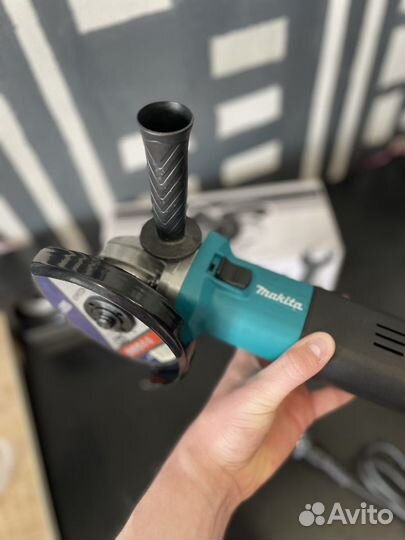 Ушм болгарка makita 125 с регулятором оборотов