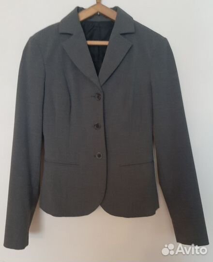 Костюм женский двойка с юбкой 46 размер