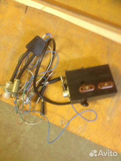 Продаю акб ангара зарядное ромашка