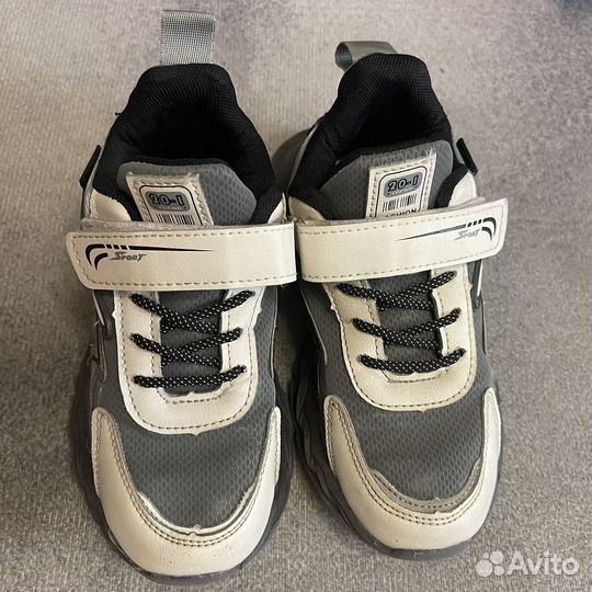 Кроссовки р. 29