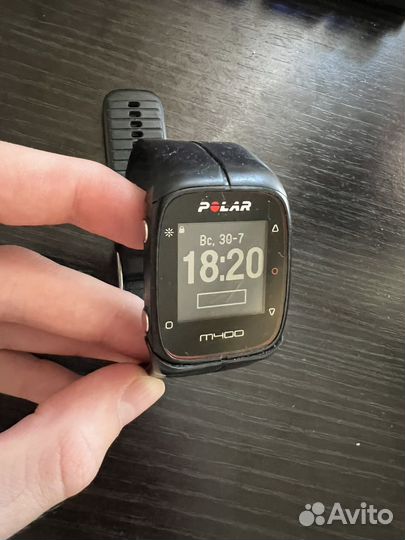 Часы polar m400