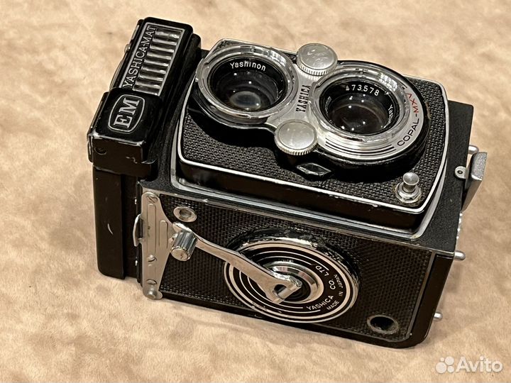 Yashica MAT EM