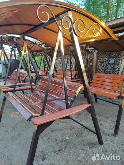 Садовые качели новые