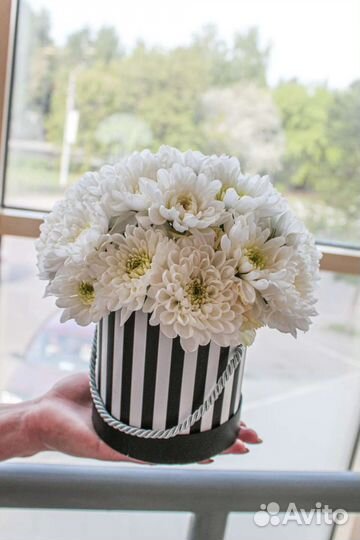 Букет из хризантем к 1 сентября