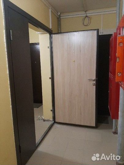 Дверь входная металлическая