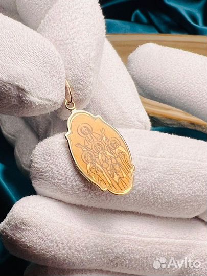 Золотая иконка