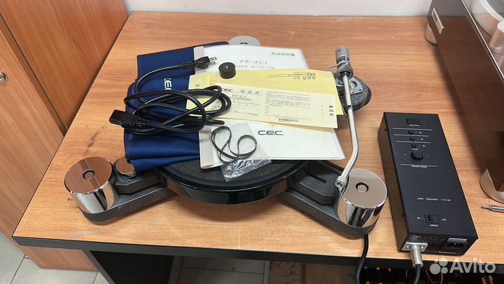 Проигрыватель винила C.E.C. FR - XL1