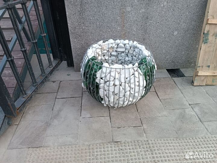 Вазон большой