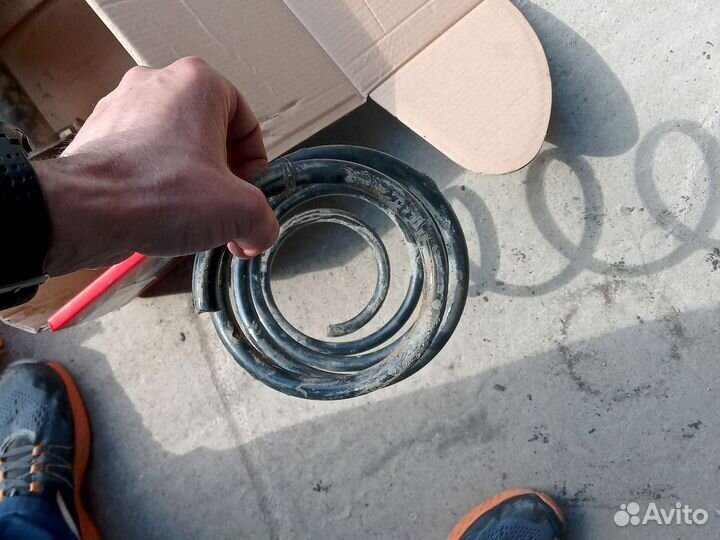 Амортизатор передний с пружиной для Рено fluence