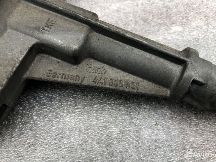 Замок зажигания на Audi 100 A6 C4 МКПП