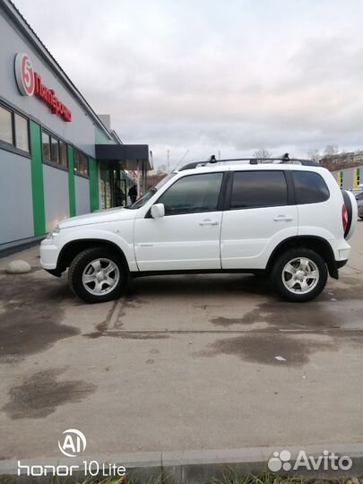 Chevrolet Niva 1.7 МТ, 2011, 100 000 км