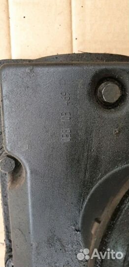 Клапанная крышка 038 103 469 P Audi