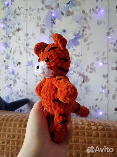 Вязаный рыжий тигр