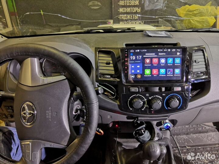 Магнитола Toyota Hilux 7 08-11 Android