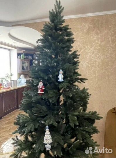 Искусственная елка новогодняя 210 см