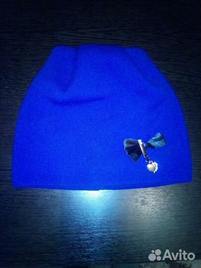 Женская шапка