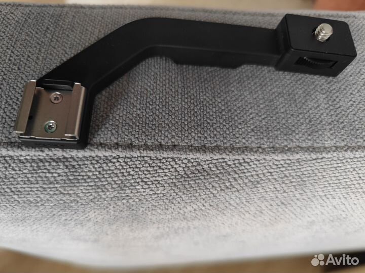 Sony DSC-RX100M7 VCT-SGR1