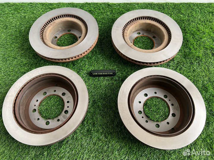 Диск тормозной, задний Lexus LX 570 (4243160290)