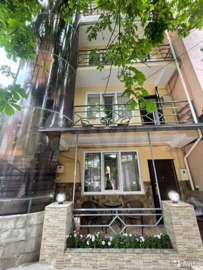 Дом 100 м² на участке 1 сот.