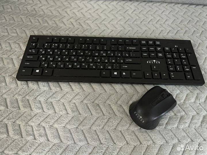 Беспроводная клавиатура и мышь oklick