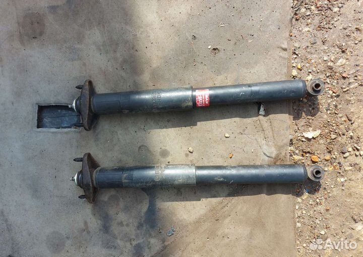 Амортизаторы заданий Мазда cx7