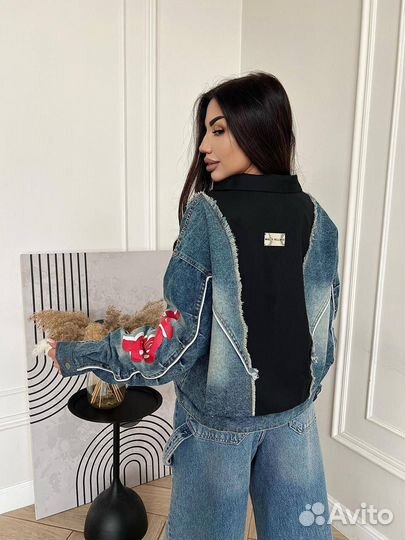 Джинсовая куртка