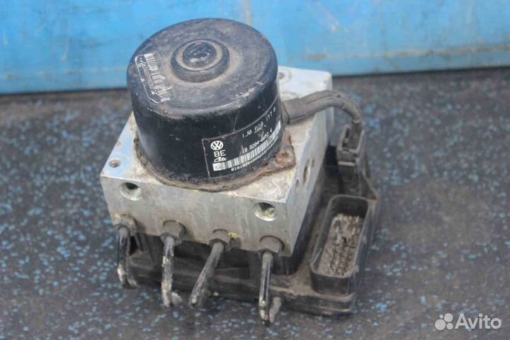 Блок ABS Volkswagen Golf (Фольксваген Гольф) Mk4 1